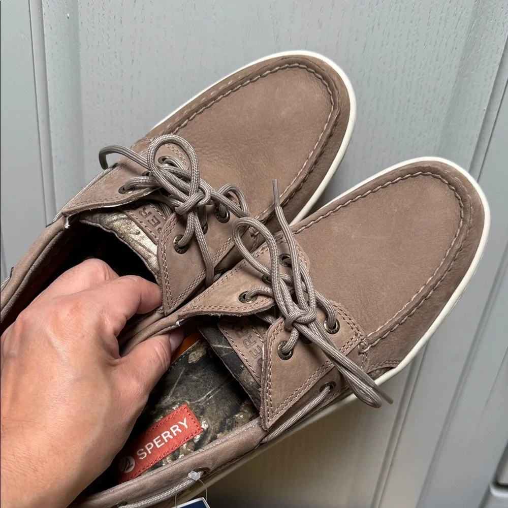 Realtree Billfish 3-Eye Camo Boat Shoes (NWT)